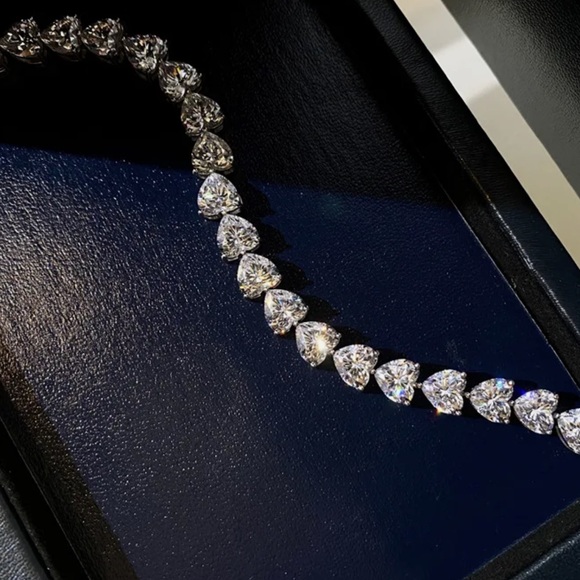 ❤️18k 23ct Heart Tennis Bracelet - Picture 5 of 16